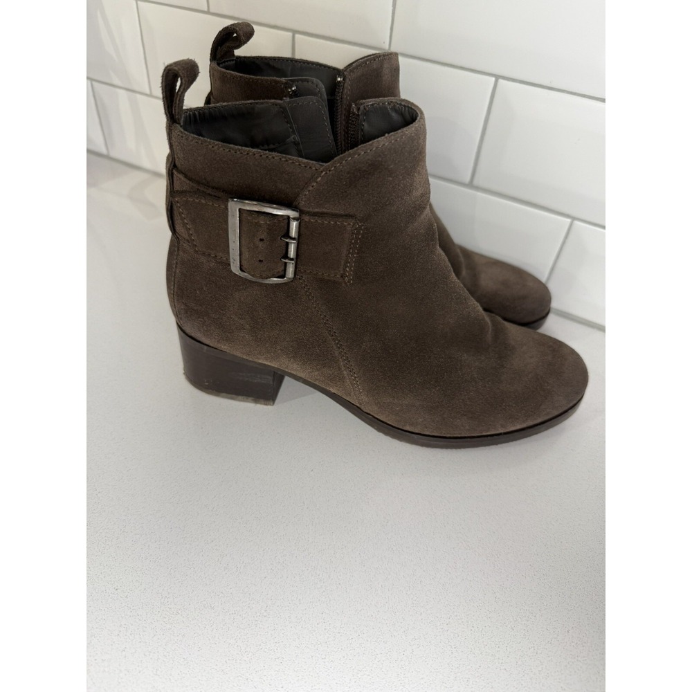 Clark Women's Mila Charm Suede Booties With Zipper In Taupe Gray Suede Size 7.5